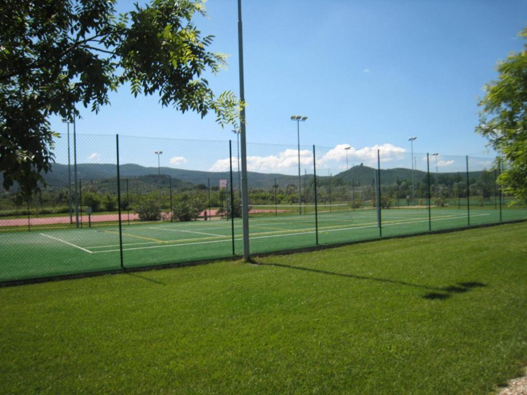 Campastrello Sport Hotel Residence Castagneto Carducci Exterior photo